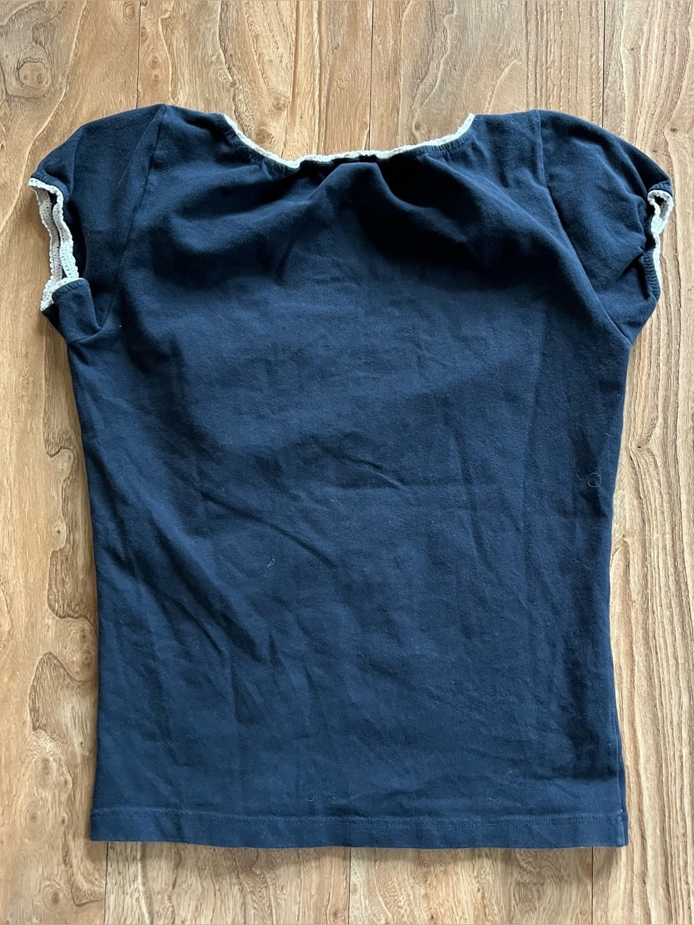 Brandy Melville lace trim top - Picture 3 of 3